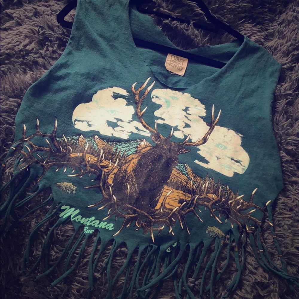 Custom made cropped tee
